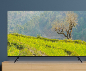 SAMSUNG 50 inch AU7700 UHD 4K BEZELLESS TV