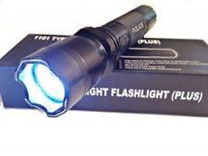 SELF DEFENSE FLASHLIGHT (PLUS)