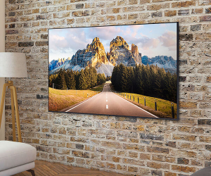 Samsung AU7700 65 inch UHD 4K Voice Control Smart TV